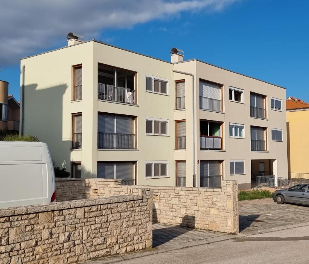 Apartmani Sunce I More Premantura Bagian luar foto